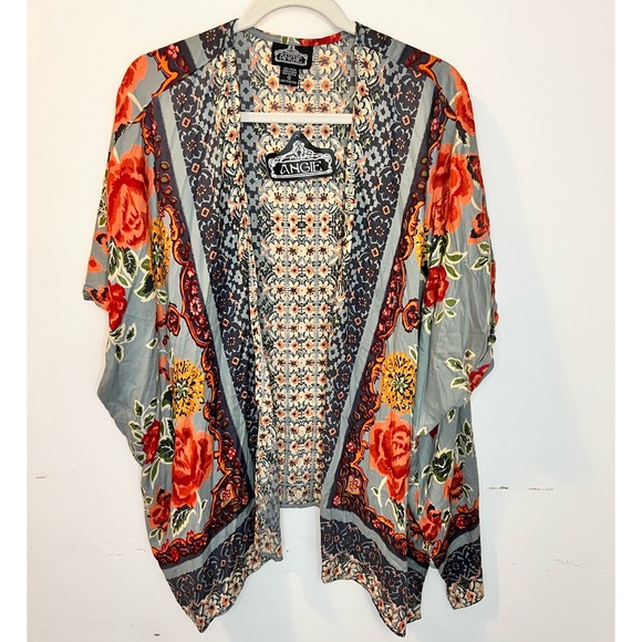 Floral Kimono - Picture 2 of 6